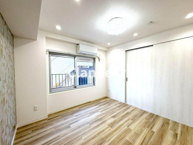 キャッスルマンション新小岩の洋室|ドキドキの新生活も、安心してスタート。ぴったりの住まいを見つけませんか？クランディアが一緒に住まい選びをサポートします‼　まずは、お気軽にお問合せください　＃クランディア
