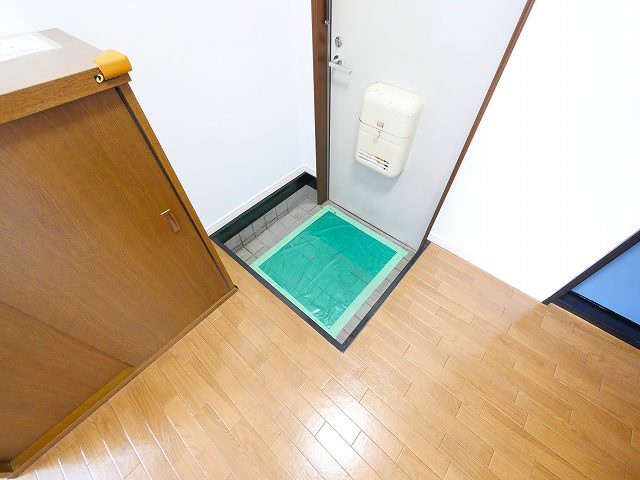 レスポワールⅡの玄関