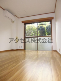 【居間・リビング】 | ※同建物別室、参考写真