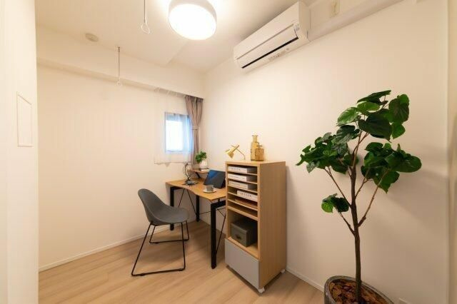 プラウドフラット渋谷笹塚の居間・リビング