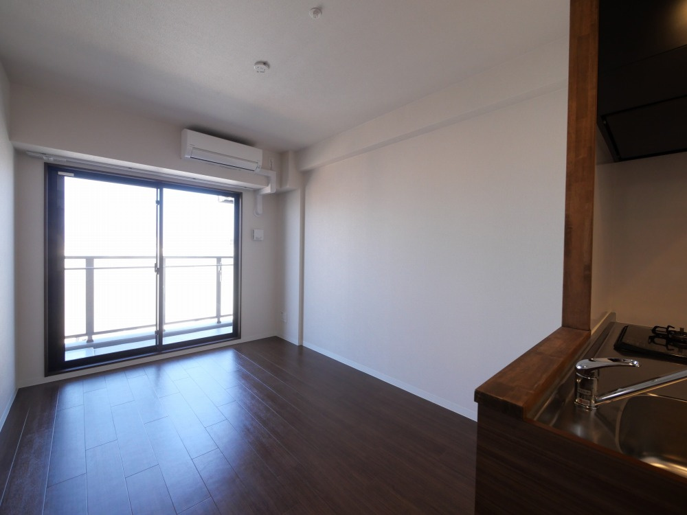 グランパシフィック東今里innovationの居間・リビング