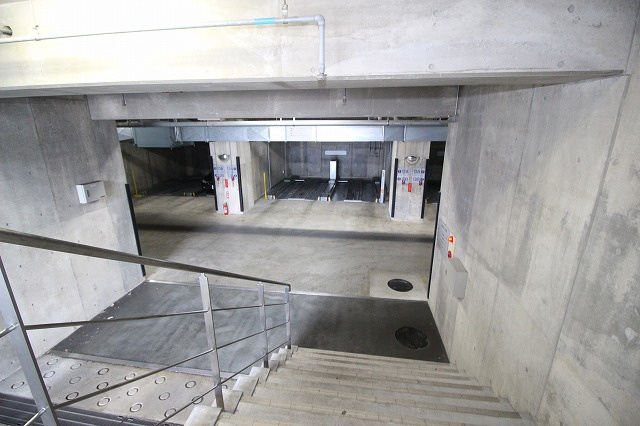 FORESIGHT Mの駐車場