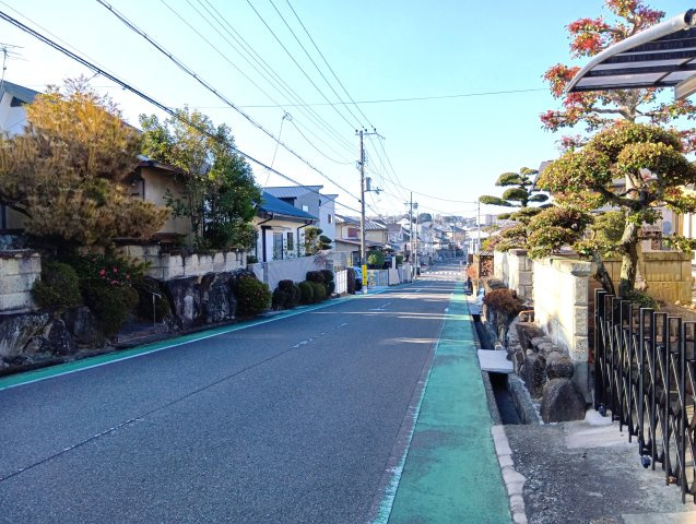【前面道路含む現地写真】 | 大阪狭山市西山台2丁目 土地 | 現地と前面道路