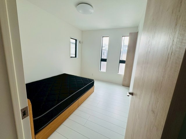 泉佐野市笠松２丁目戸建の玄関