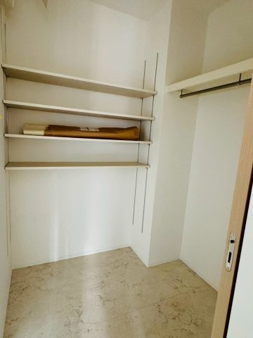 泉佐野市笠松２丁目戸建の収納