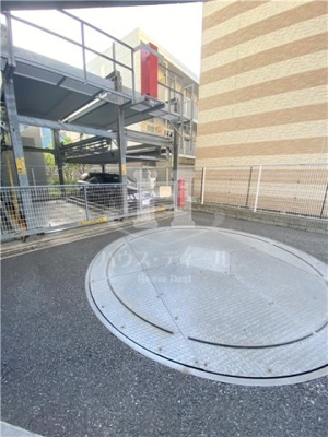 【駐車場】 | KDX川口幸町レジデンス | 車をお持ちの方に嬉しい駐車場付きの物件です