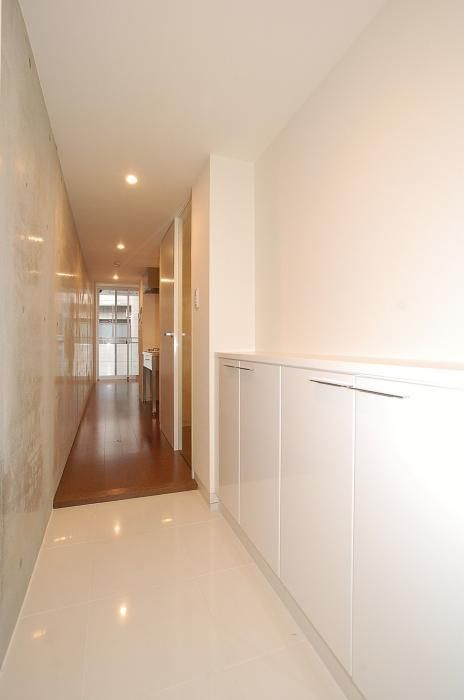 グランドコンシェルジュ都立大学の玄関