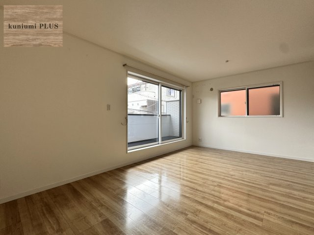 大阪市城東区今福南2丁目の居間・リビング