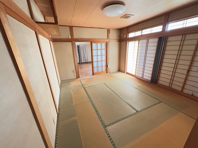 藤岡市本郷　中古1500の和室