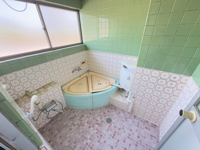 藤岡市本郷　中古1500の浴室