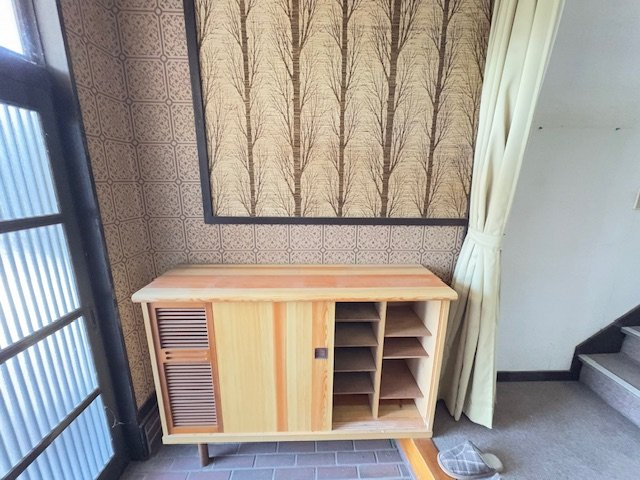 藤岡市本郷　中古1500の玄関