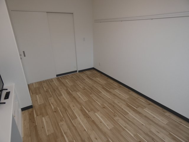 ラ・コリーヌヴィラＴＳの居間・リビング|同仕様の別物件写真となります