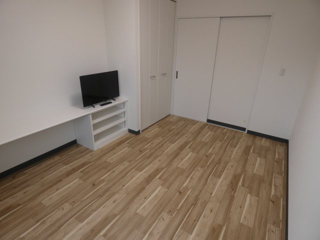 ラ・コリーヌヴィラＴＳの居間・リビング|同仕様の別物件写真となります