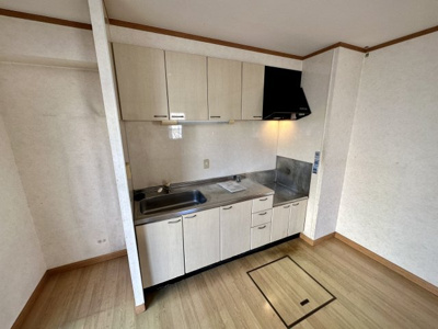 【キッチン】 | サンテルノ