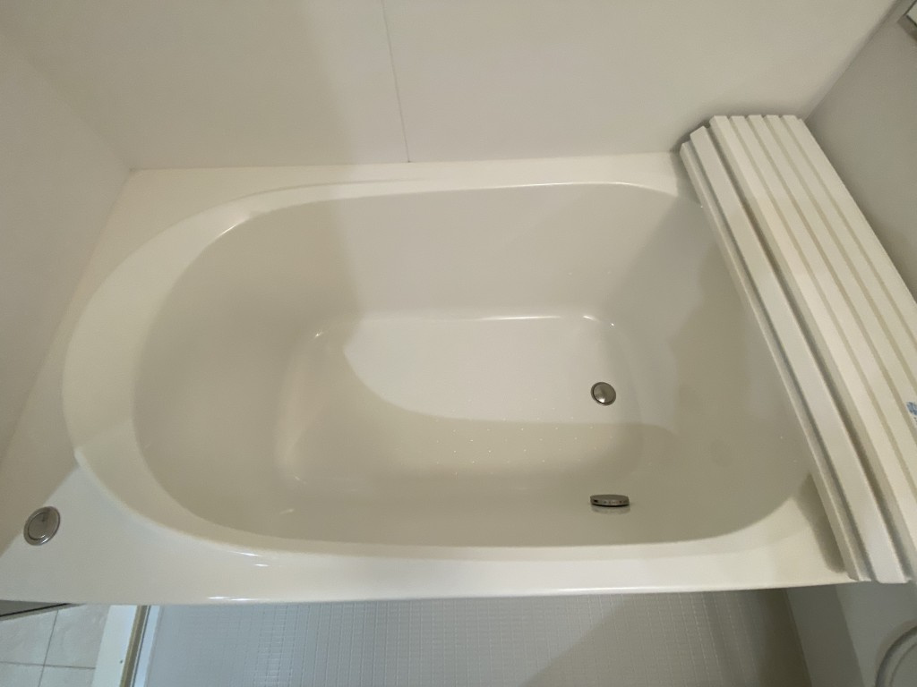 松ノ内町戸建 南側の浴室