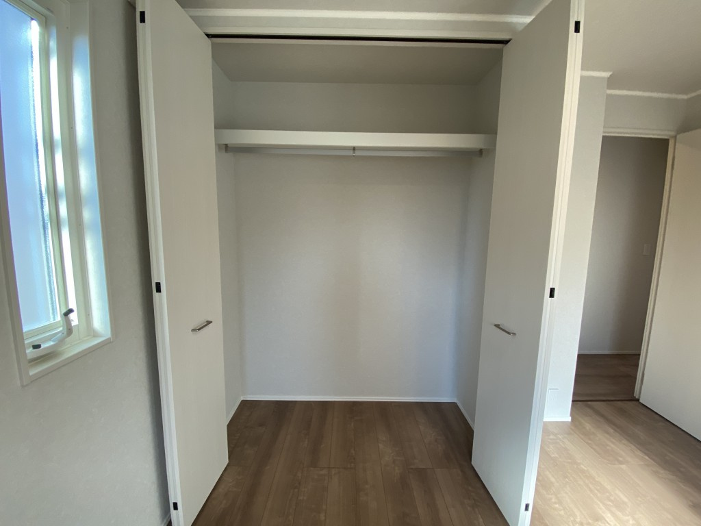 松ノ内町戸建 南側の収納