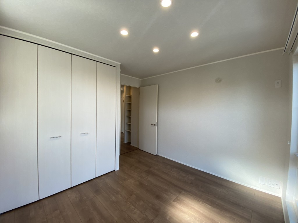 松ノ内町戸建 南側の居間・リビング