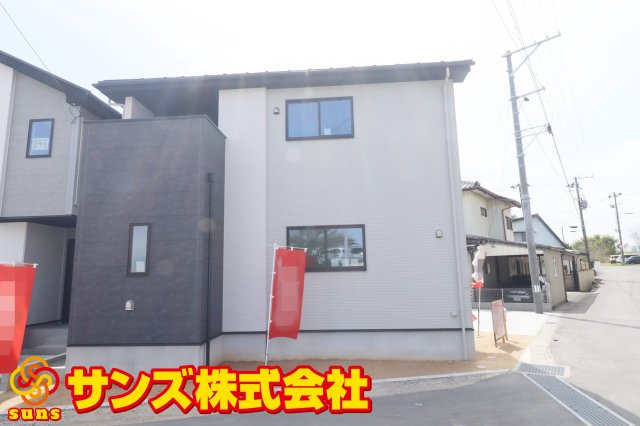 郡山市富久山町八山田字一本橋　　　  １号棟　　　明健小学校、明健中学区　の外観|東側から見た外観