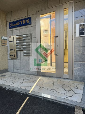 カスティーロ下保谷のエントランス