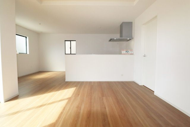 郡山市富久山町八山田字一本橋　　　  ２号棟　　　明健小学校、明健中学区　の居間・リビング|※同社施工例