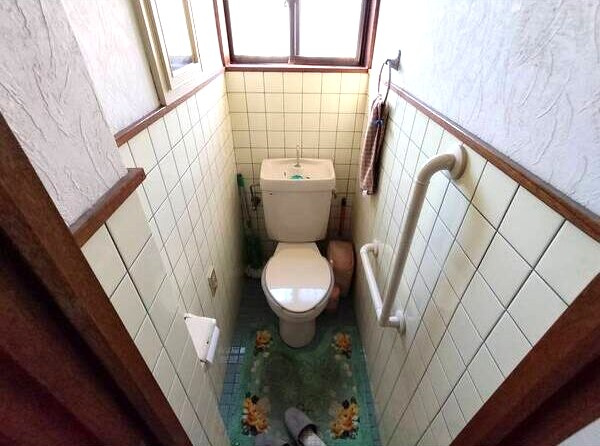 一宮市東五城のお家のトイレ