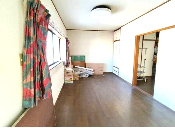 一宮市東五城のお家の寝室