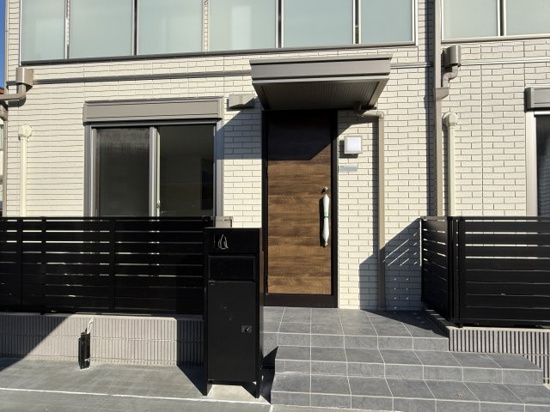 CLAIR HEIM のエントランス