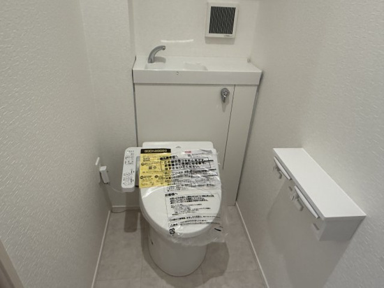 CLAIR HEIM のトイレ