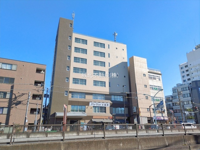 方南ファミリーコーポの外観