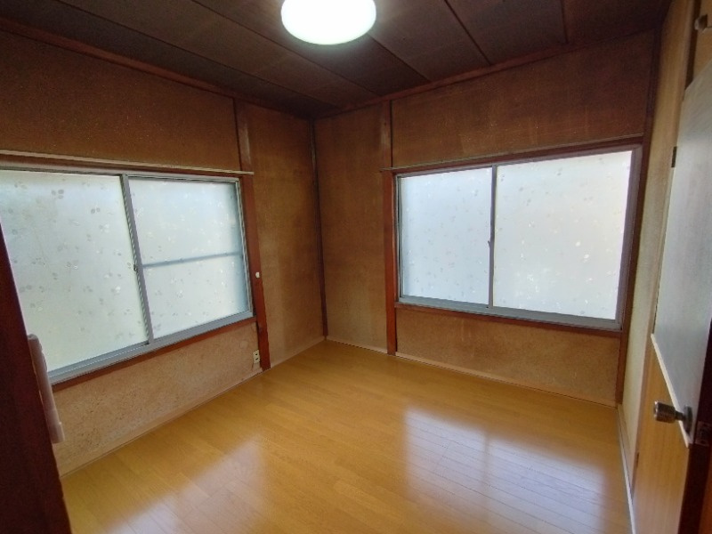 元欠町メゾネットの洋室