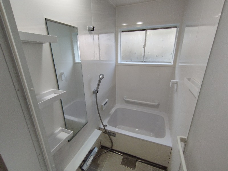 元欠町メゾネットの浴室