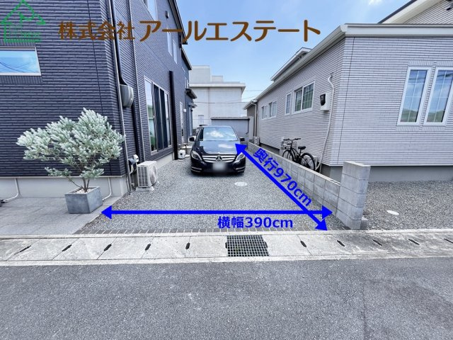 姫路市書写　中古戸建の駐車場