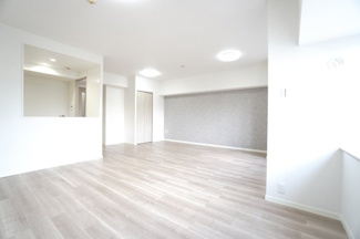 【居間・リビング】 | 【リノベ済】藤和平和公園ホームズ | 室内（2026年1月29日9：00頃）撮影