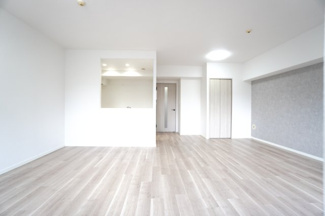 【居間・リビング】 | 【リノベ済】藤和平和公園ホームズ | 室内（2026年1月29日9：00頃）撮影