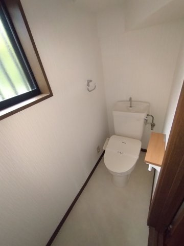 江井ヶ島売戸建のトイレ