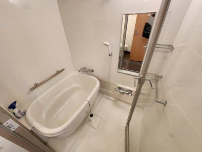 グランドパレス西院西館の浴室