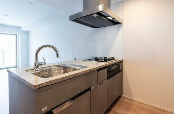 【キッチン】 | コンフォリア・リヴ東中野 | システムキッチン。