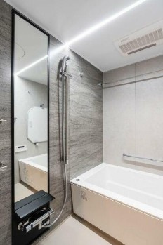 【浴室】 | コンフォリア・リヴ東中野 | 追い焚き機能、浴室乾燥機付きバス。