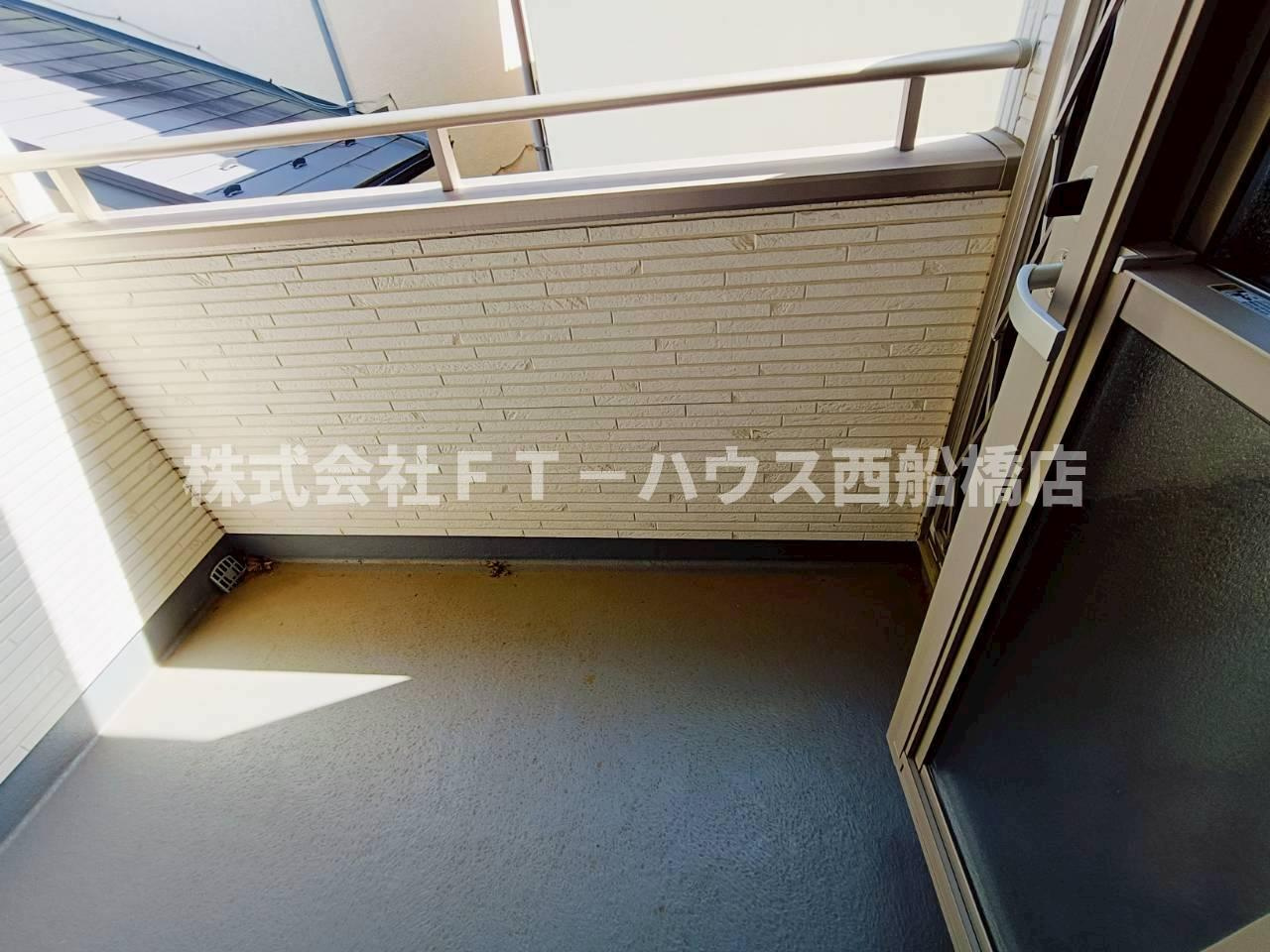 船橋市芝山７丁目戸建てのバルコニー