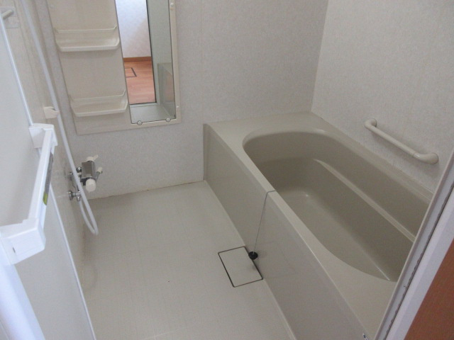 東7南7戸建の浴室