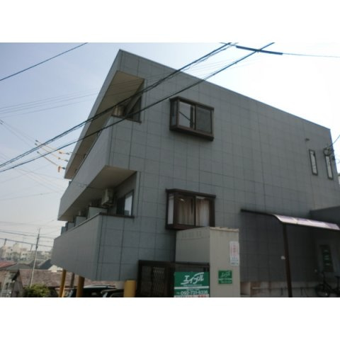 福岡市城南区梅林１丁目のハイツの外観
