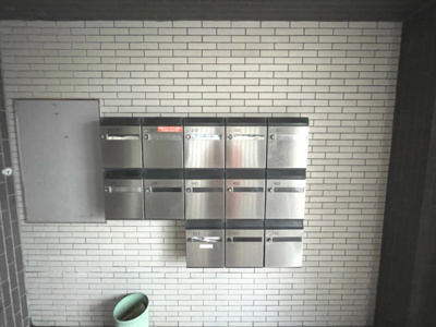 【エントランス】 | 王子サウスウイング | エントランスです