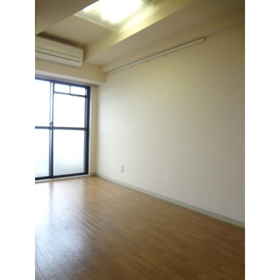 【居間・リビング】 | プレステージ東武練馬 | 洋室　2018.10撮影