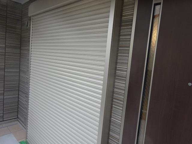 Bon a vivre(ボンアビブレ)の設備|窓シャッター（イメージ）