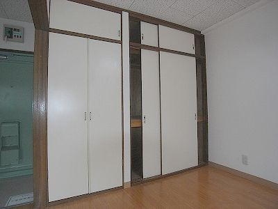 保田ビルの収納