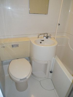 保田ビルのトイレ