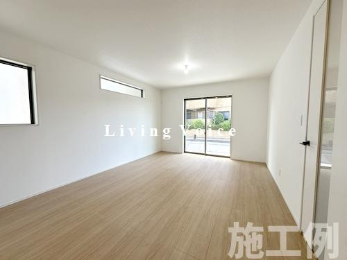 【居間・リビング】 | 【仲介手数料０円】相模原市中央区淵野辺本町10期　新築一戸建て | 相模原市中央区淵野辺本町10期　新築一戸建て