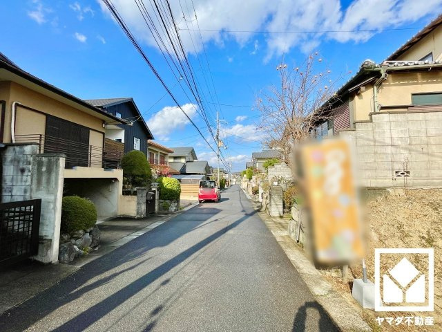 伏見区深草大亀谷万帖敷町の前面道路含む現地写真