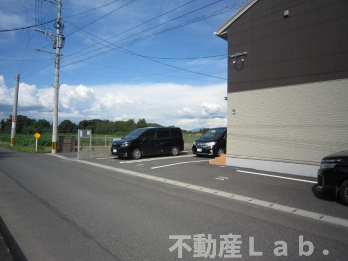 アムール城南　A棟の駐車場