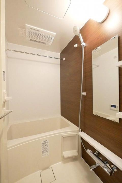 ラフィスタ方南町の浴室